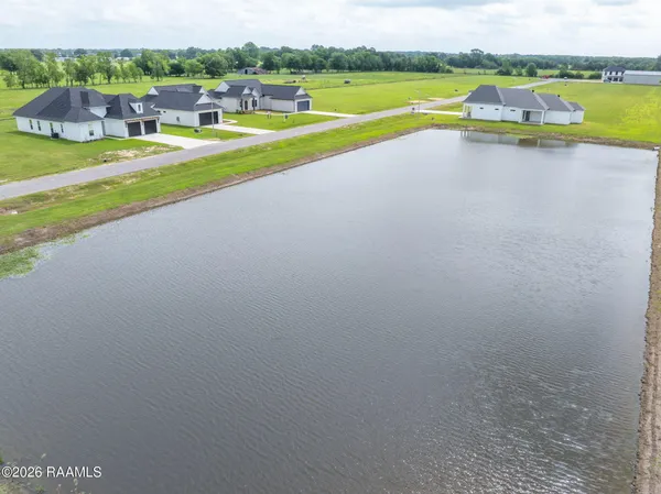 $34,300 | 161 Chase, Scott, LA 70583