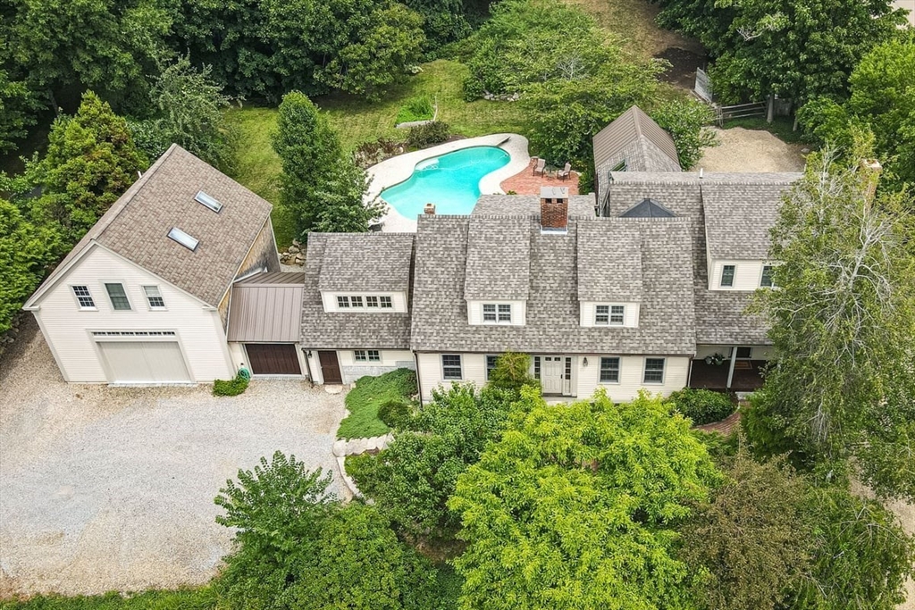 338 Clapp Road Scituate, MA 02066 - Photo 5 of 42