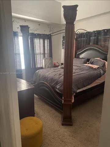 $315,000 | 501 Talia Circle, Palm Springs, FL 33461