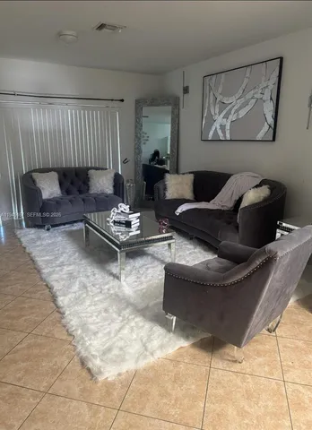 $315,000 | 501 Talia Circle, Palm Springs, FL 33461