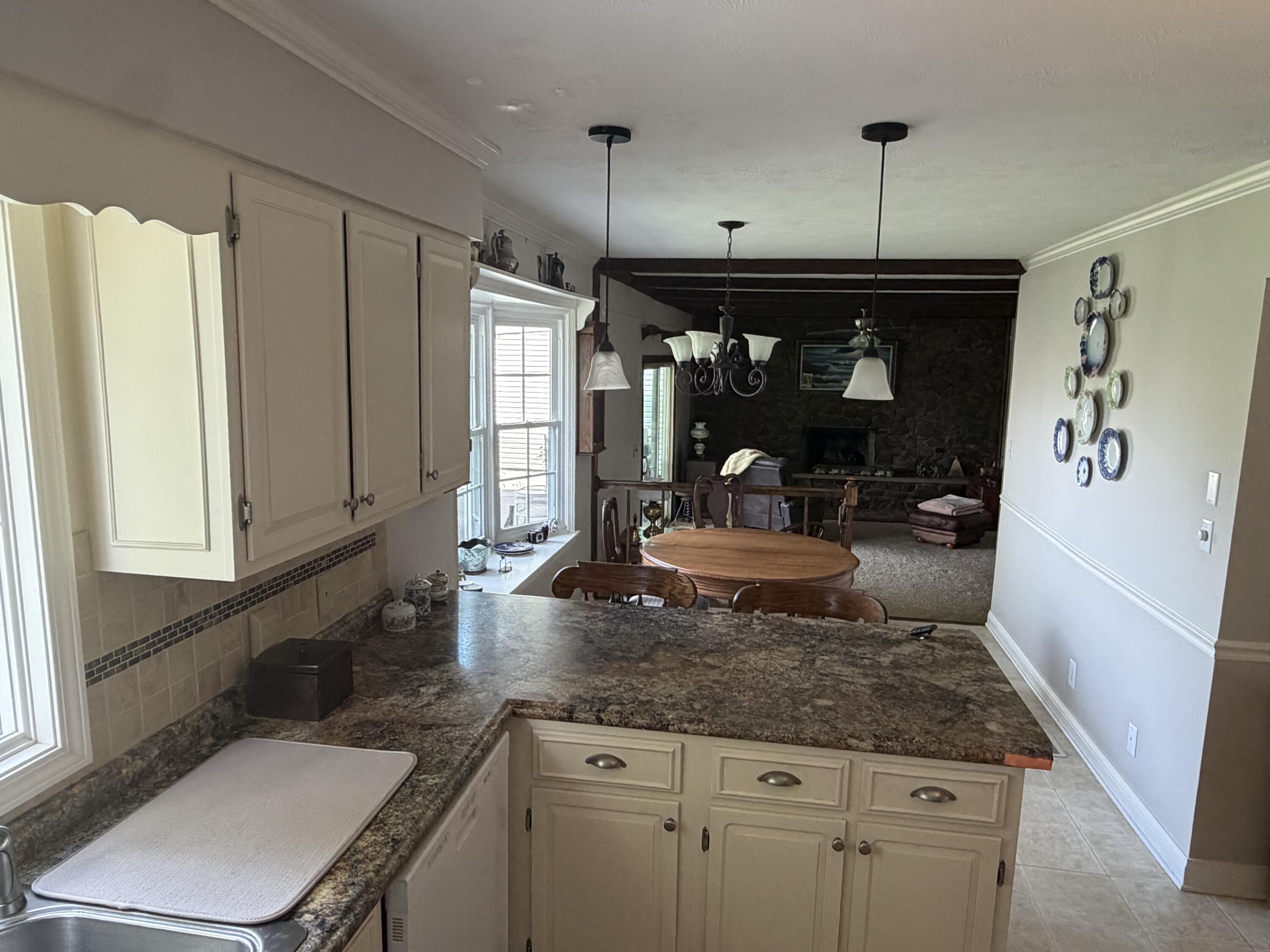 945 Krebs Station Road Paducah, KY 42003 - Photo 15 of 46 KITCHEN D