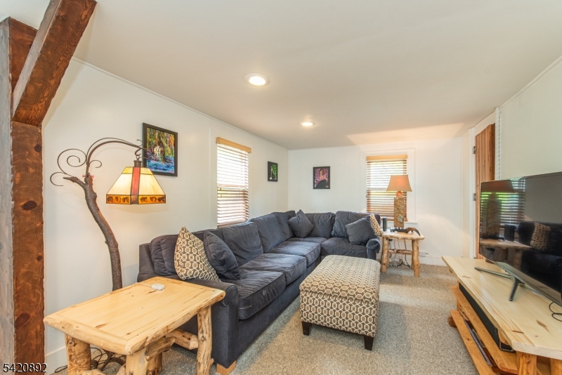 257 McCosh Road Montclair, NJ 07043 - Photo 12 of 40