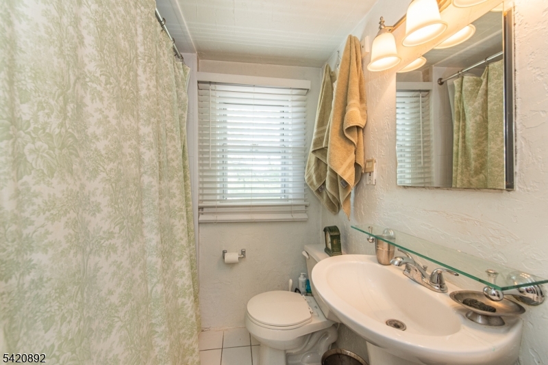 257 McCosh Road Montclair, NJ 07043 - Photo 27 of 40