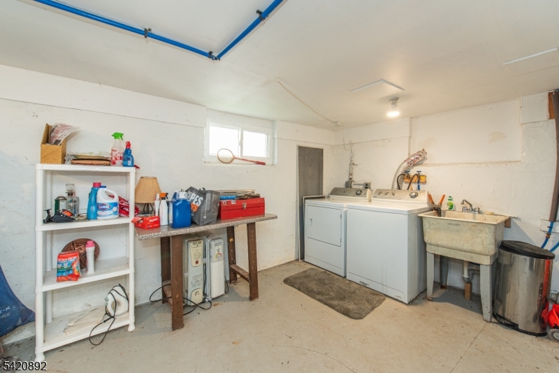 257 McCosh Road Montclair, NJ 07043 - Photo 33 of 40