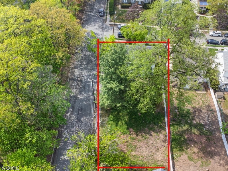 257 McCosh Road Montclair, NJ 07043 - Photo 36 of 40
