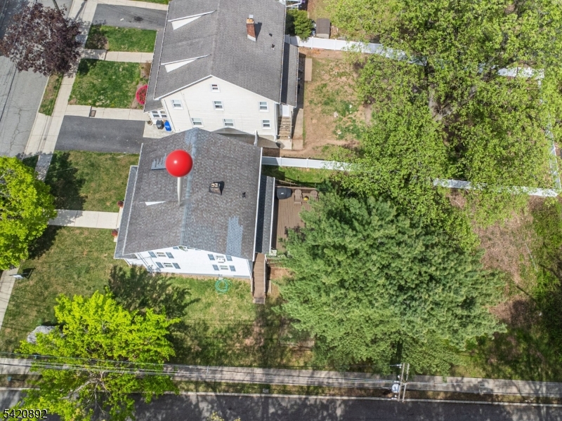 257 McCosh Road Montclair, NJ 07043 - Photo 37 of 40