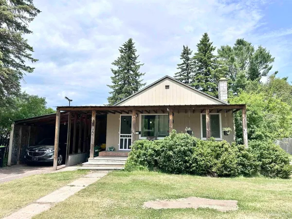 $72,900 | 104 3rd Street, Iron Mountain, MI 49801