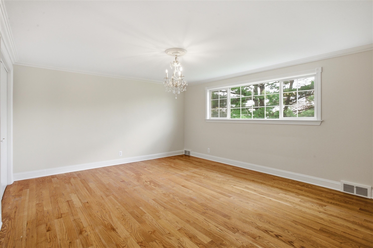 653 Perrien Place Grosse Pointe, MI 48236 - Photo 39 of 54