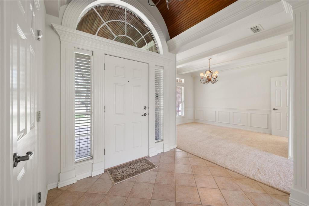 128 Rim Rock Road Aledo, TX 76008 - Photo 6 of 40 Foyer with barrel ceiling.