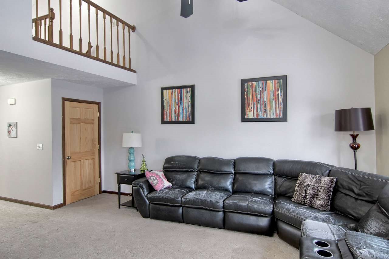 1102 Smith Road Traverse City, MI 49696 - Photo 10 of 31 1856030-9.JPG