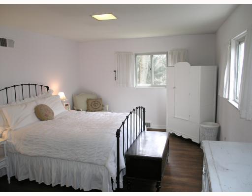 628 West Waldheim Road Fox Chapel, PA 15215 - Photo 8 of 12 Master Bedroom.