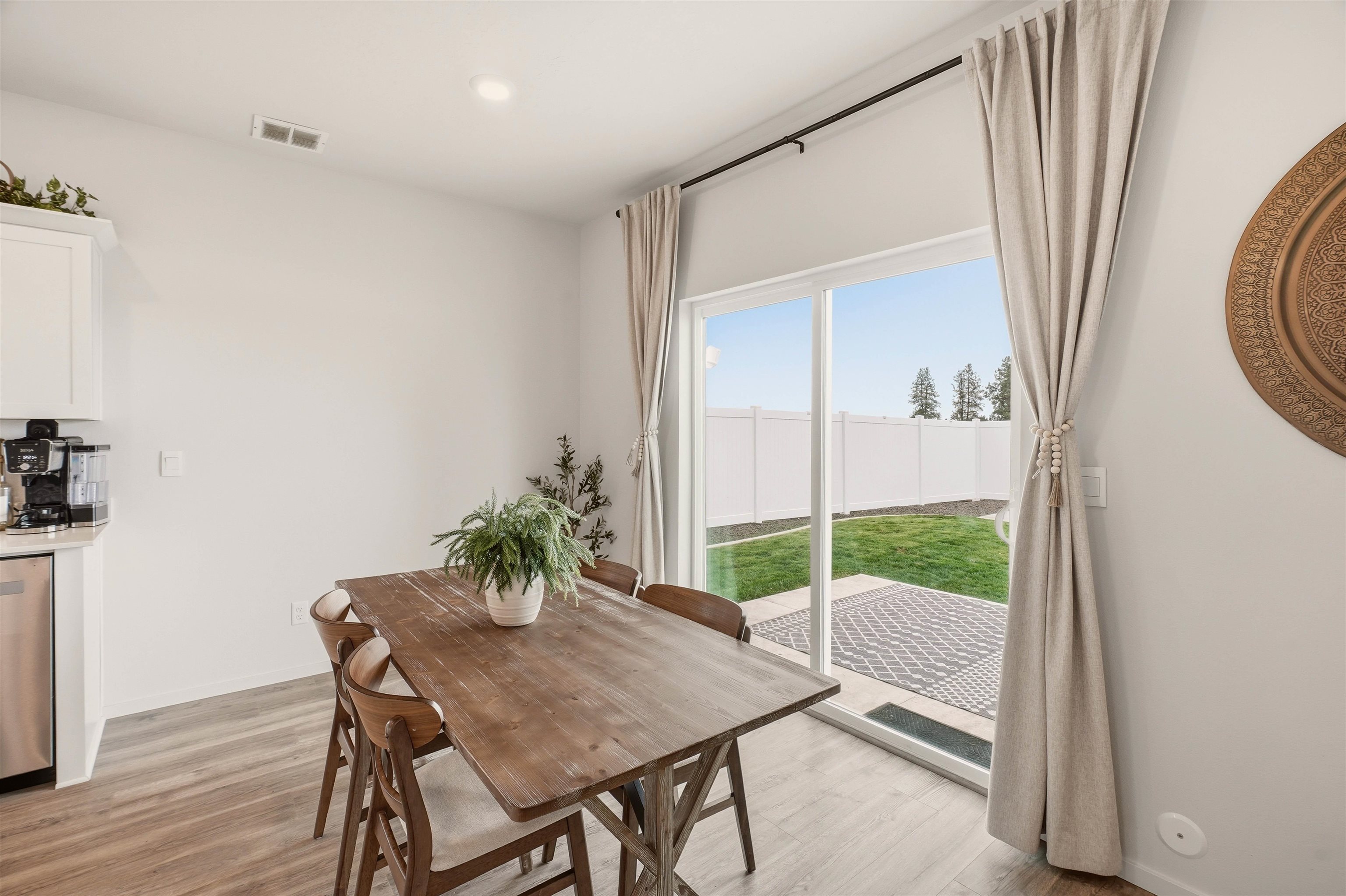 6335 South Soda Road Spokane, WA 99224 - Photo 16 of 39