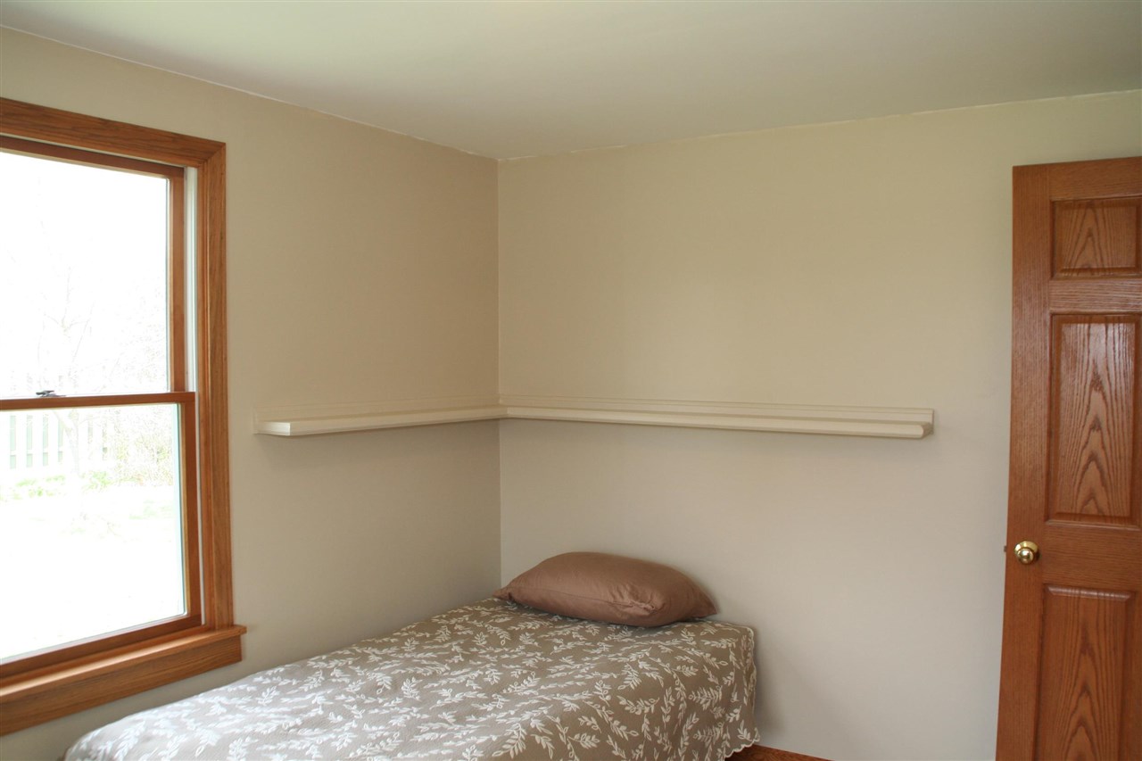 4896 West Church Road Perry, MI 48872 - Photo 33 of 44 Bedroom #3