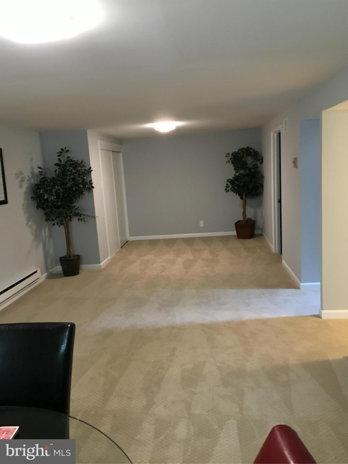 2910 Dawson Avenue Silver Spring, MD 20902 - Photo 12 of 19 Family Room