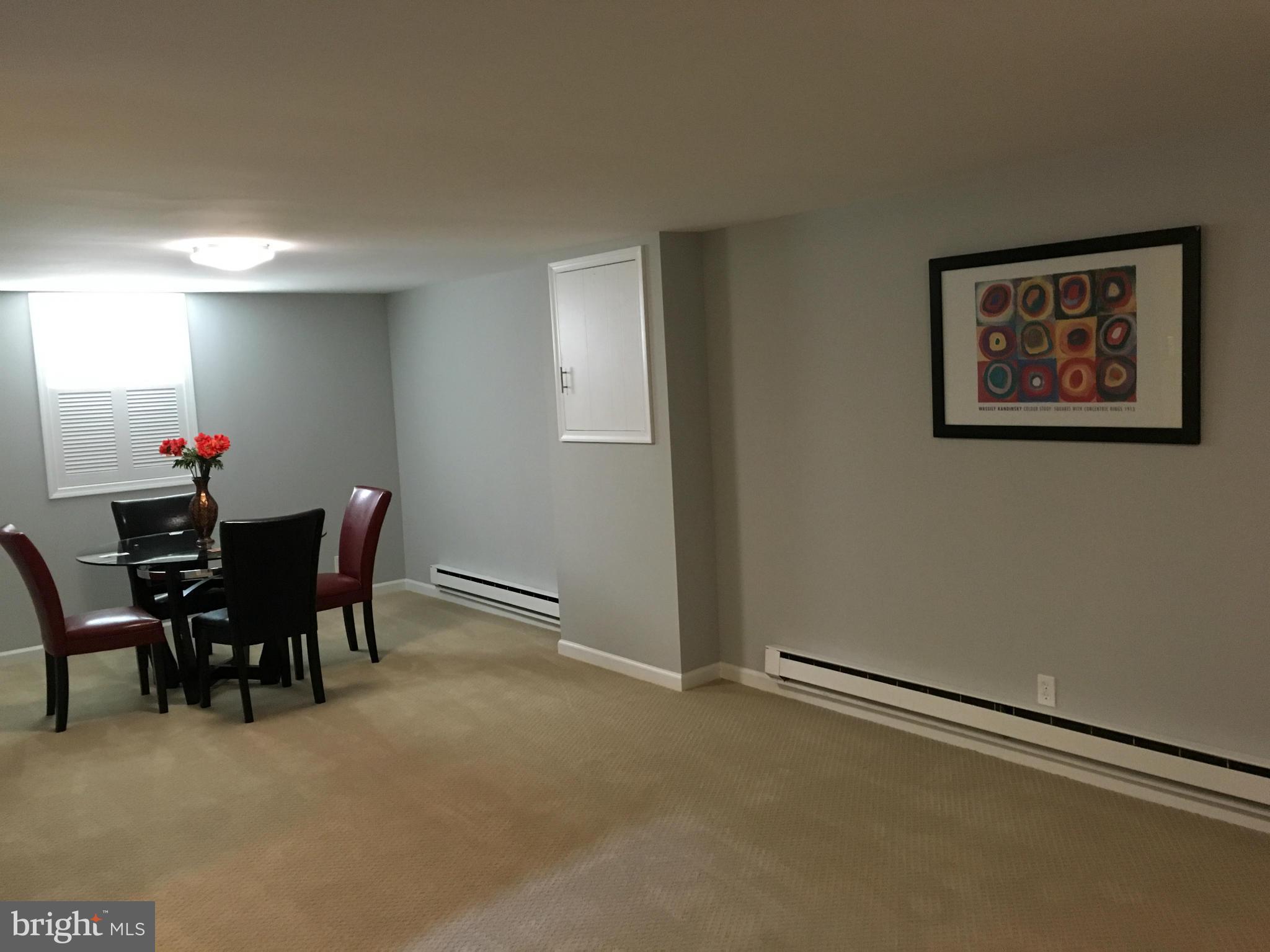 2910 Dawson Avenue Silver Spring, MD 20902 - Photo 13 of 19 Family Room