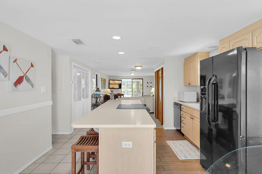 303 Sombrero Beach Road Marathon, FL 33050 - Photo 54 of 84 Side A-Kitchen