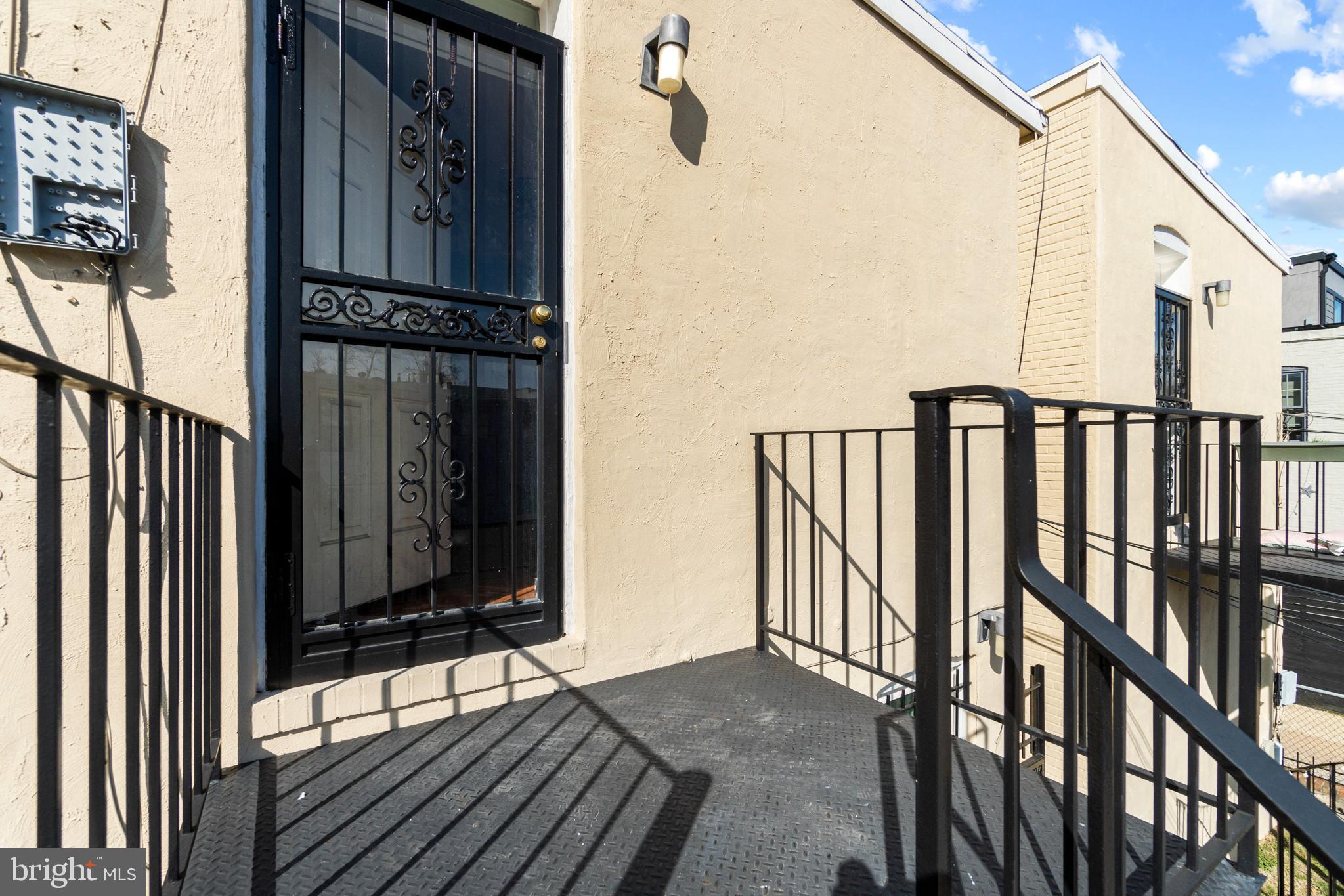 1318 S Street Northwest, Unit B Washington, DC 20009 - Photo 17 of 30