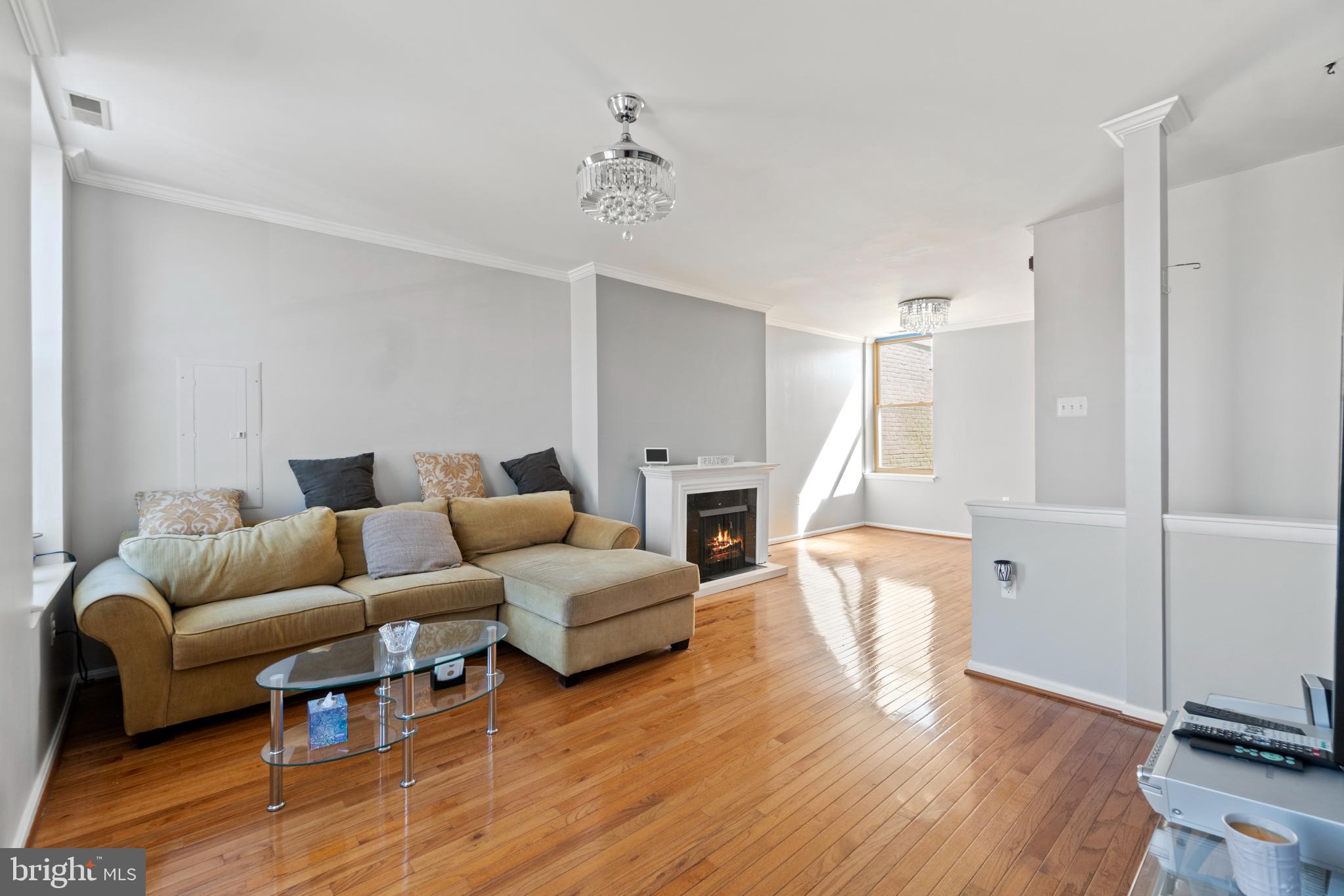 1318 S Street Northwest, Unit B Washington, DC 20009 - Photo 4 of 30