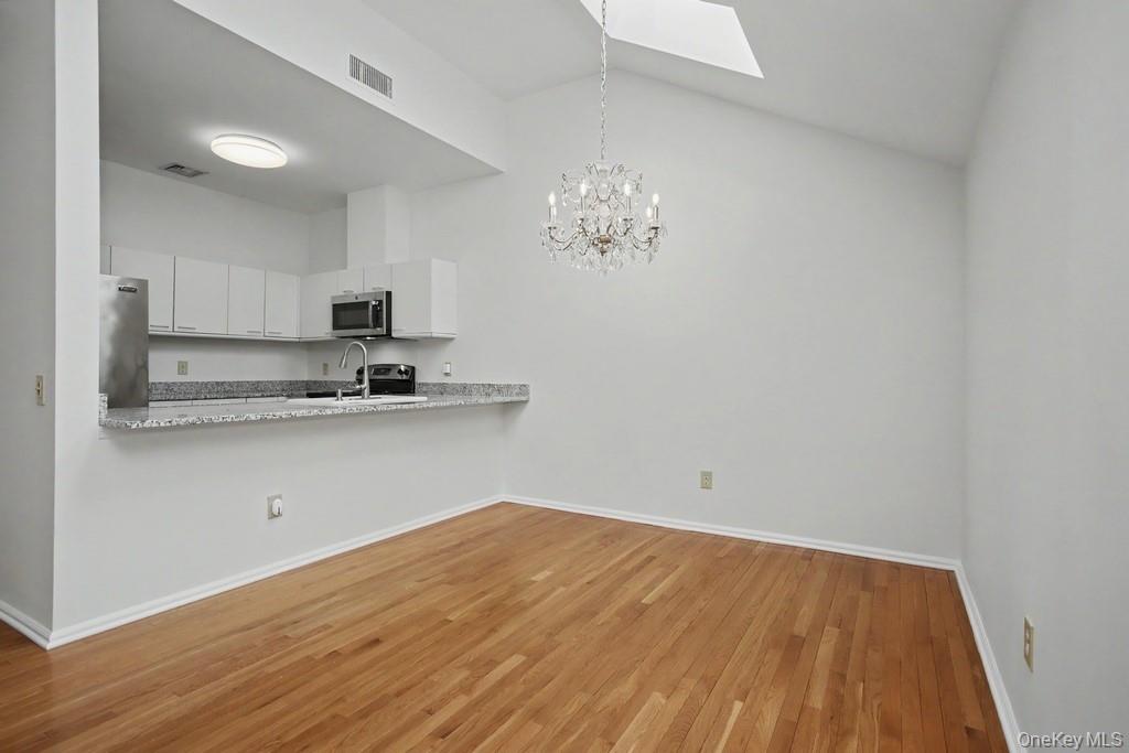333 North State Road, Unit 61 Briarcliff Manor, NY 10510 - Photo 6 of 32