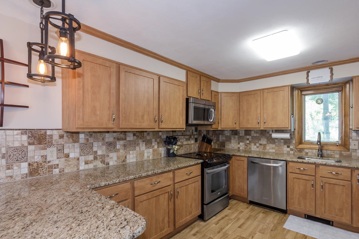 40 Beverly Drive Hampstead, NH 03841 - Photo 22 of 40