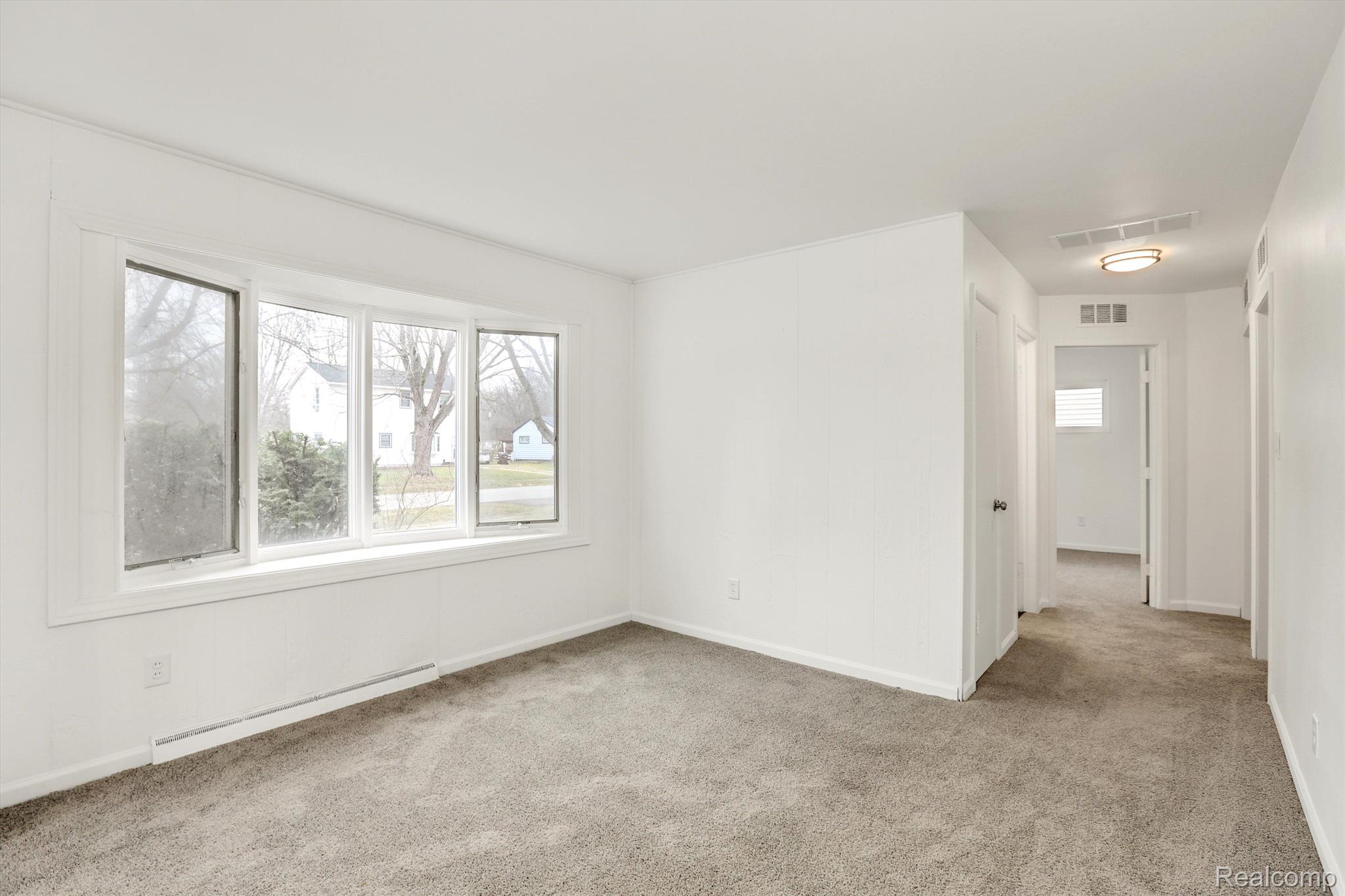 46054 Reed Street Belleville, MI 48111 - Photo 13 of 28 Gallery Image 13