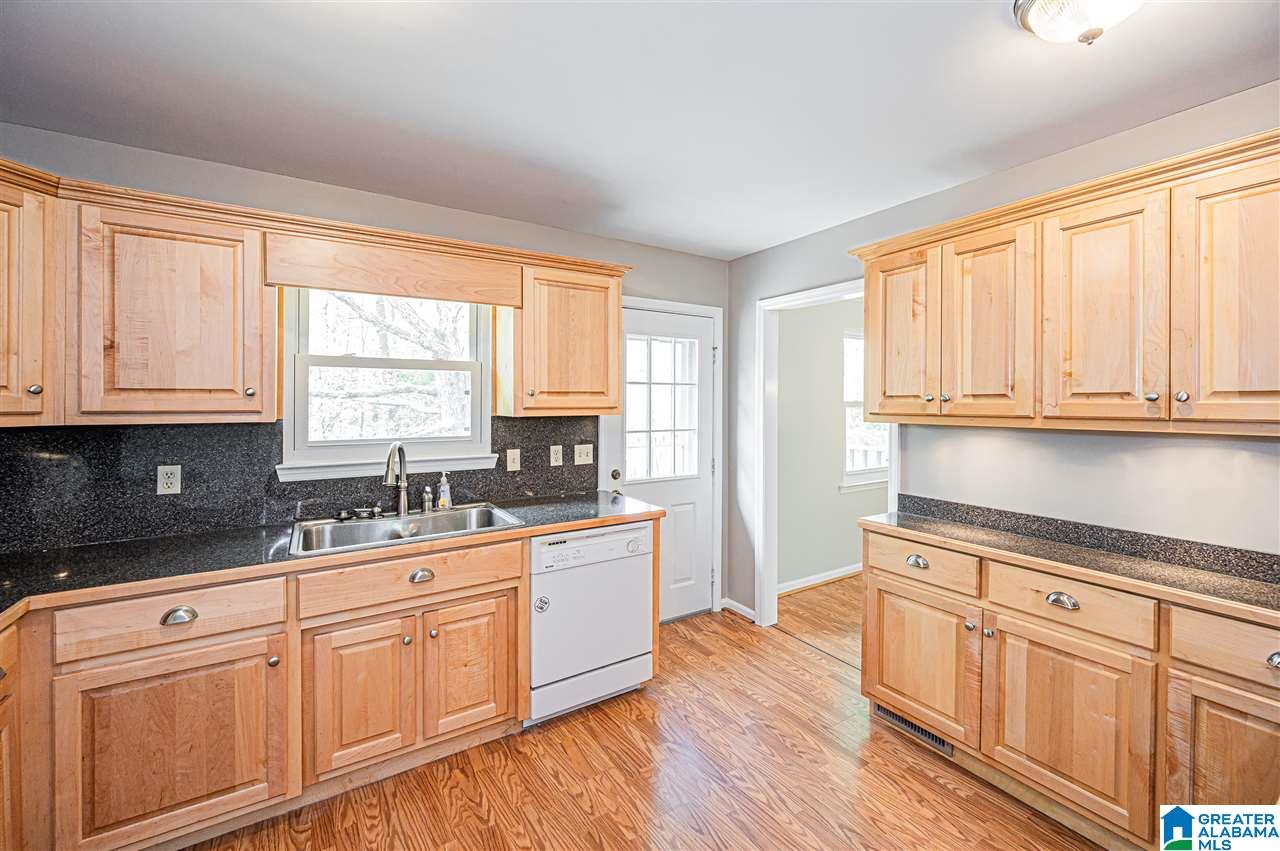 180 Paleo Place Pelham, AL 35124 - Photo 12 of 48