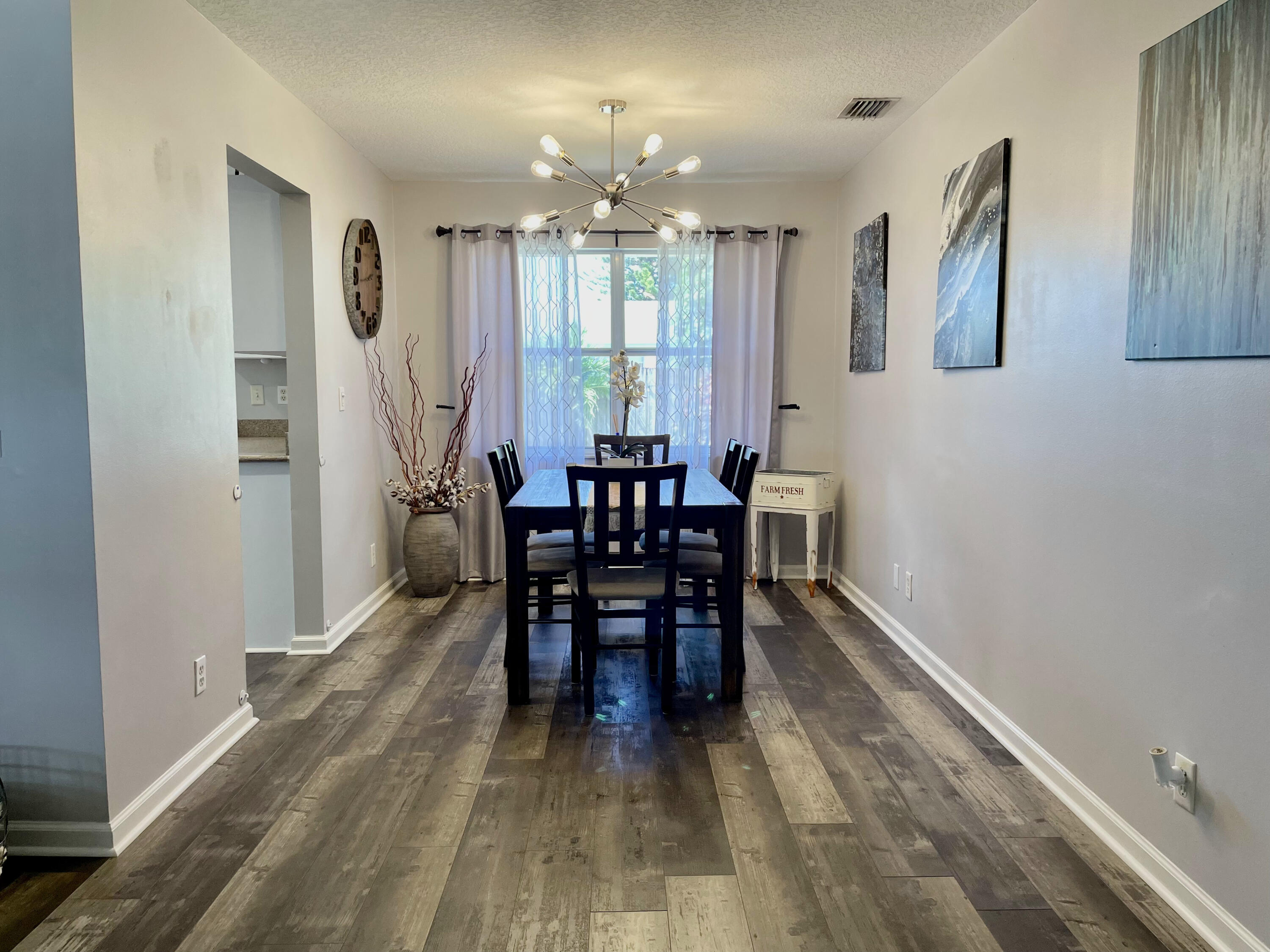 3185 Capri Road Palm Beach Gardens, FL 33410 - Photo 6 of 20 Dining Room