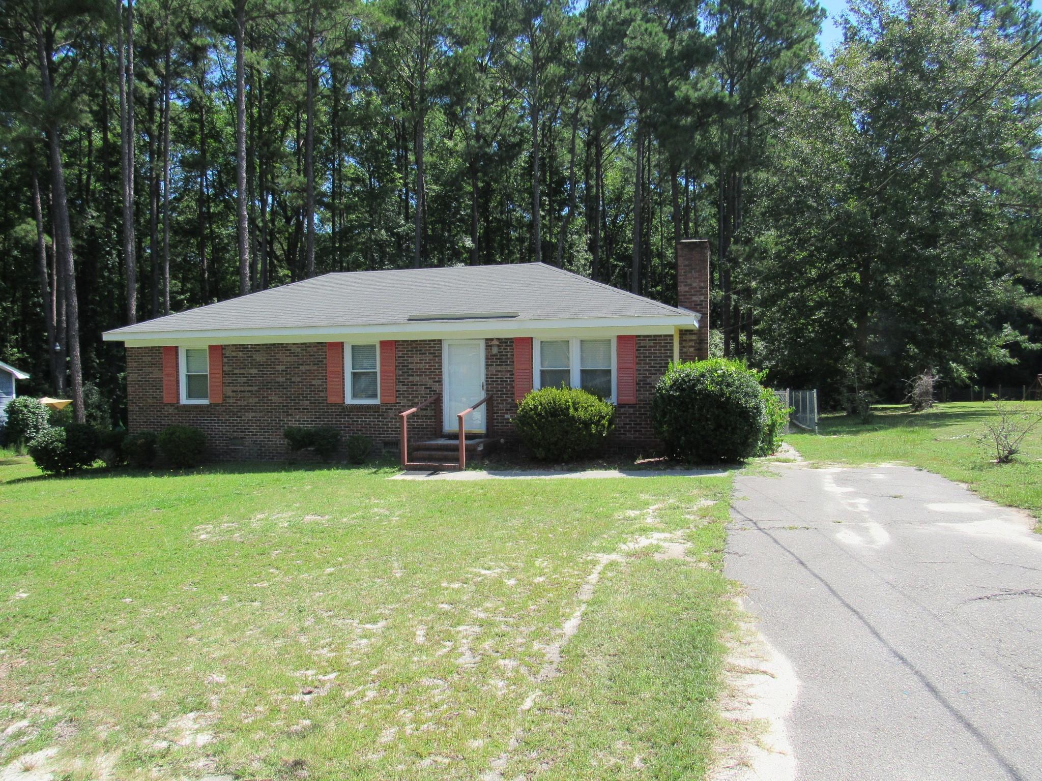 1813 Baker Street Rockingham, NC 28379 - Photo 1 of 18 IMG_0719 (2)