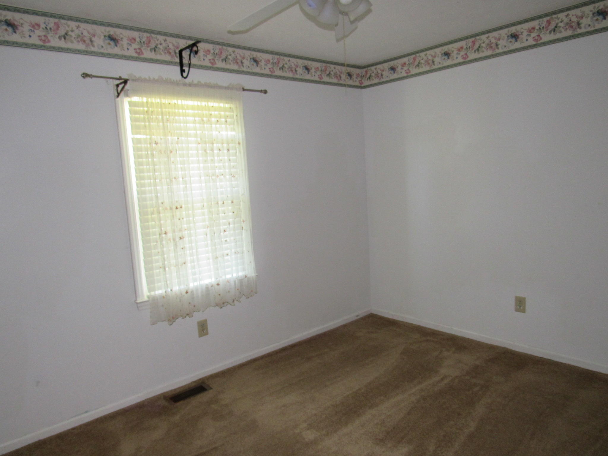 1813 Baker Street Rockingham, NC 28379 - Photo 17 of 18 IMG_0739