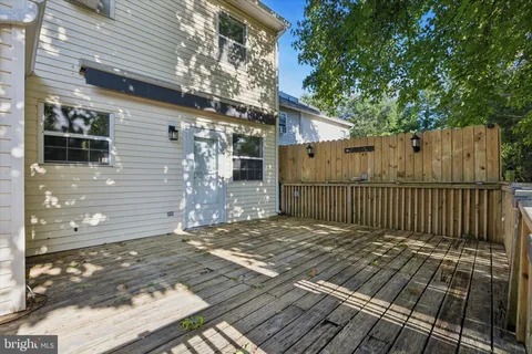 a view of a pathway of a house