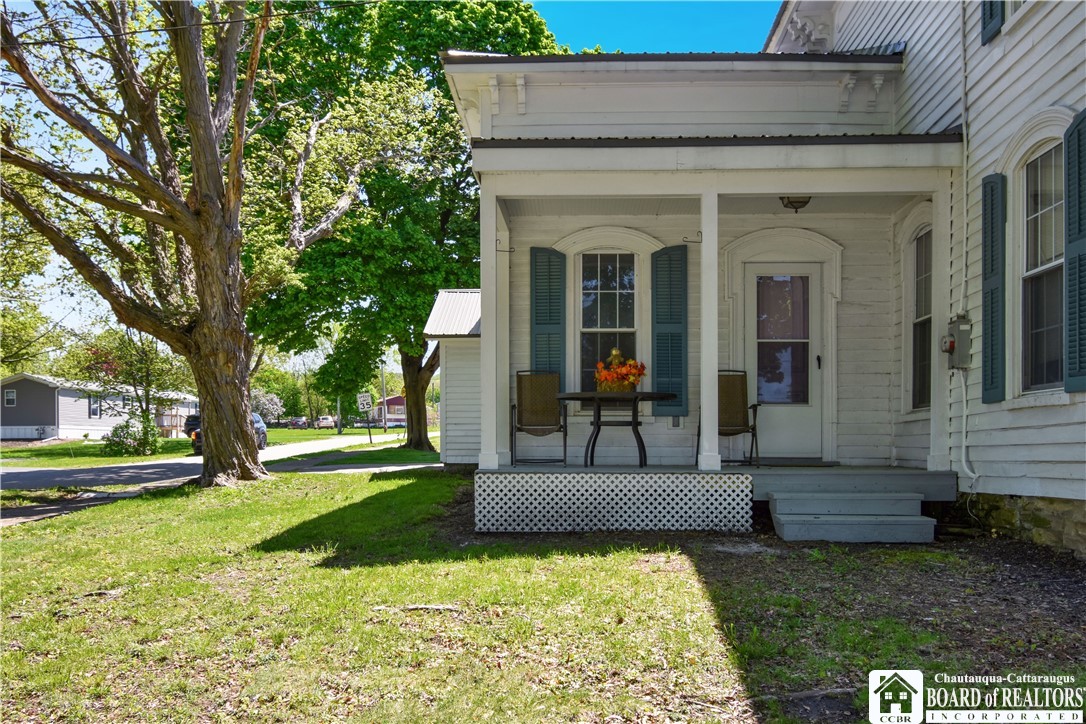 42 East Main Street Ripley, NY 14775 - Photo 28 of 30 Front porch