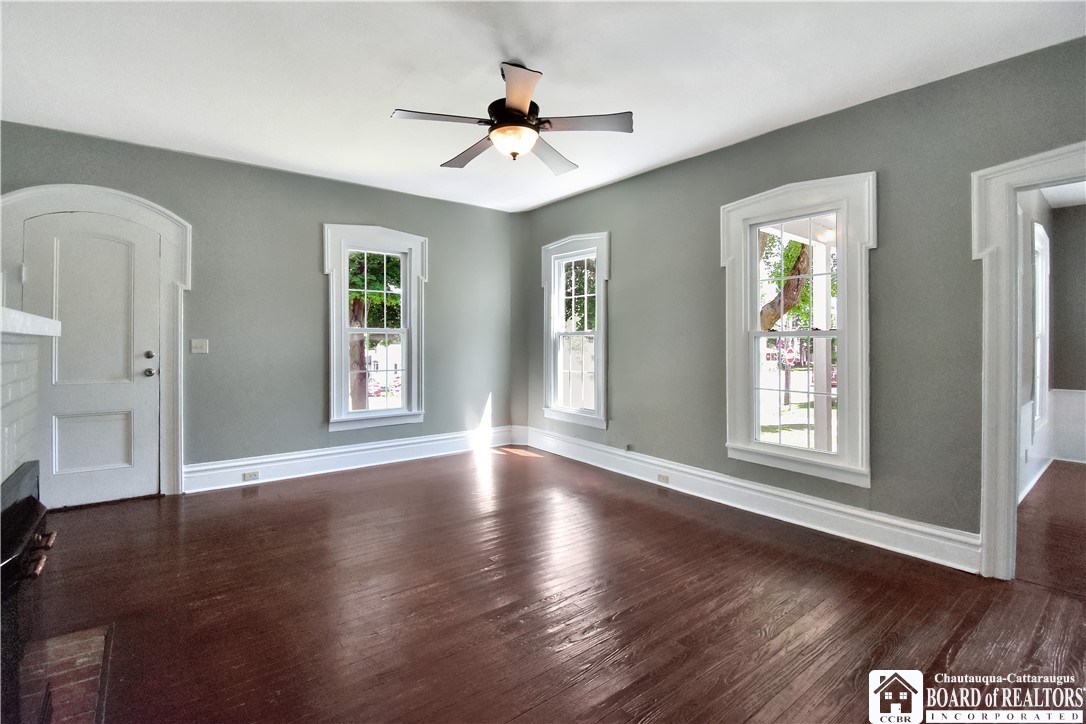 42 East Main Street Ripley, NY 14775 - Photo 5 of 30 Living room