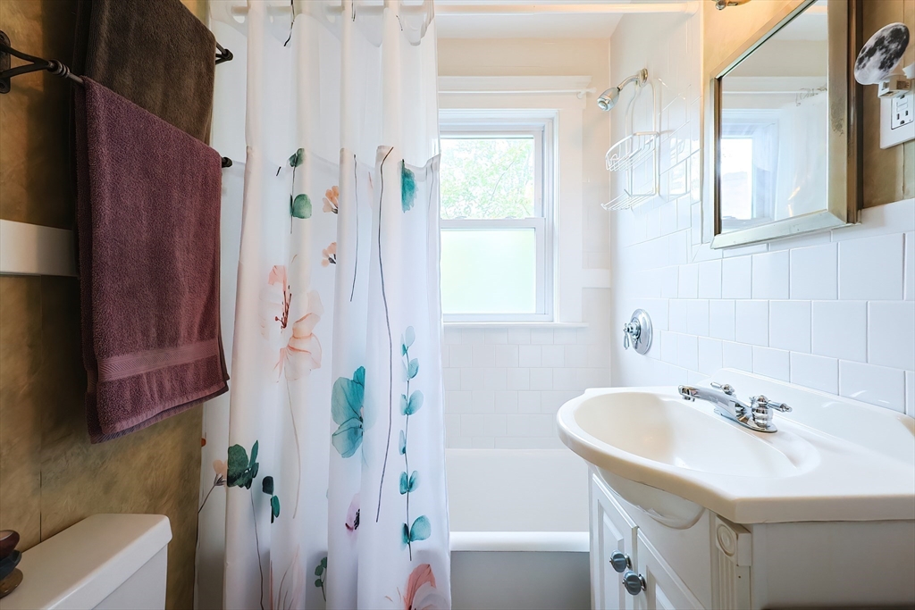 25 Day Hill Road Framingham, MA 01702 - Photo 19 of 34 Gallery Image 19