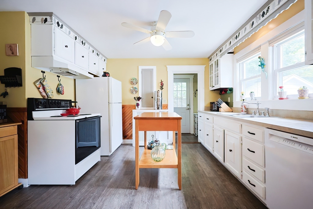 25 Day Hill Road Framingham, MA 01702 - Photo 9 of 34 Gallery Image 9