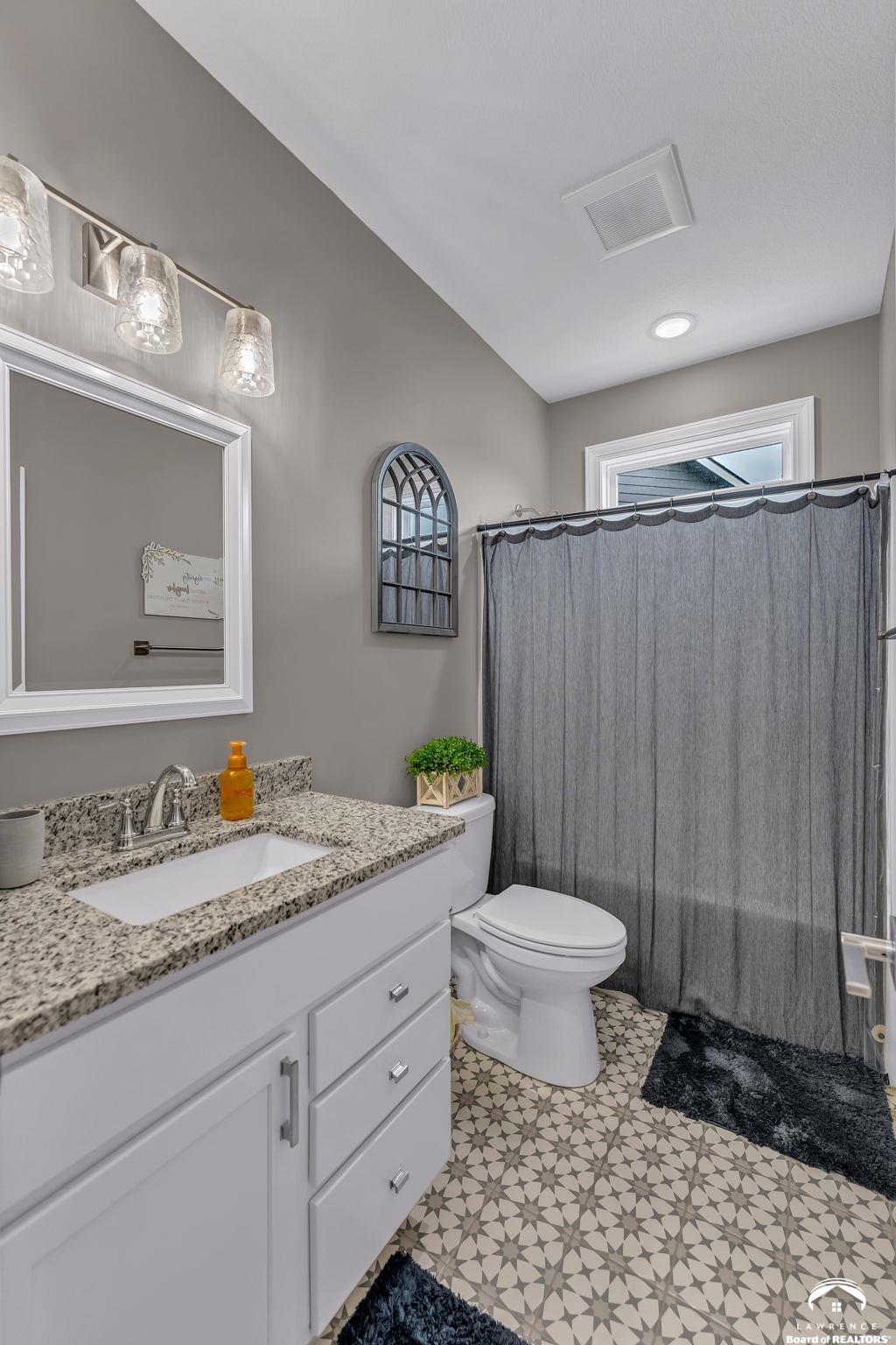 3702 Tucker Trail Lawrence, KS 66049 - Photo 11 of 42