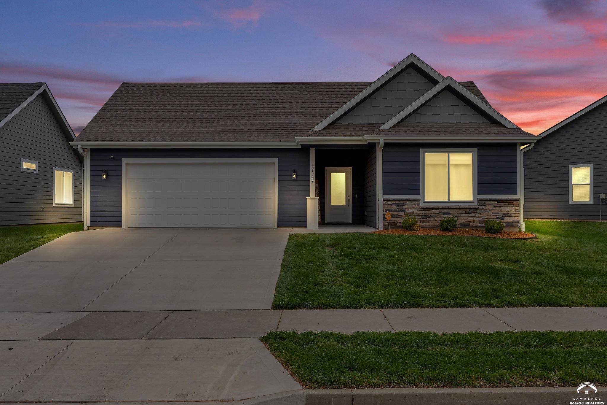 3702 Tucker Trail Lawrence, KS 66049 - Photo 3 of 42