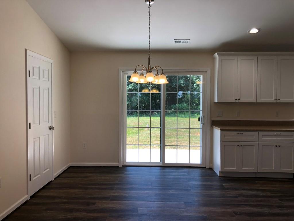 3615 Shingle Block Road Bedford, VA 24523 - Photo 8 of 48 140 Dining Area
