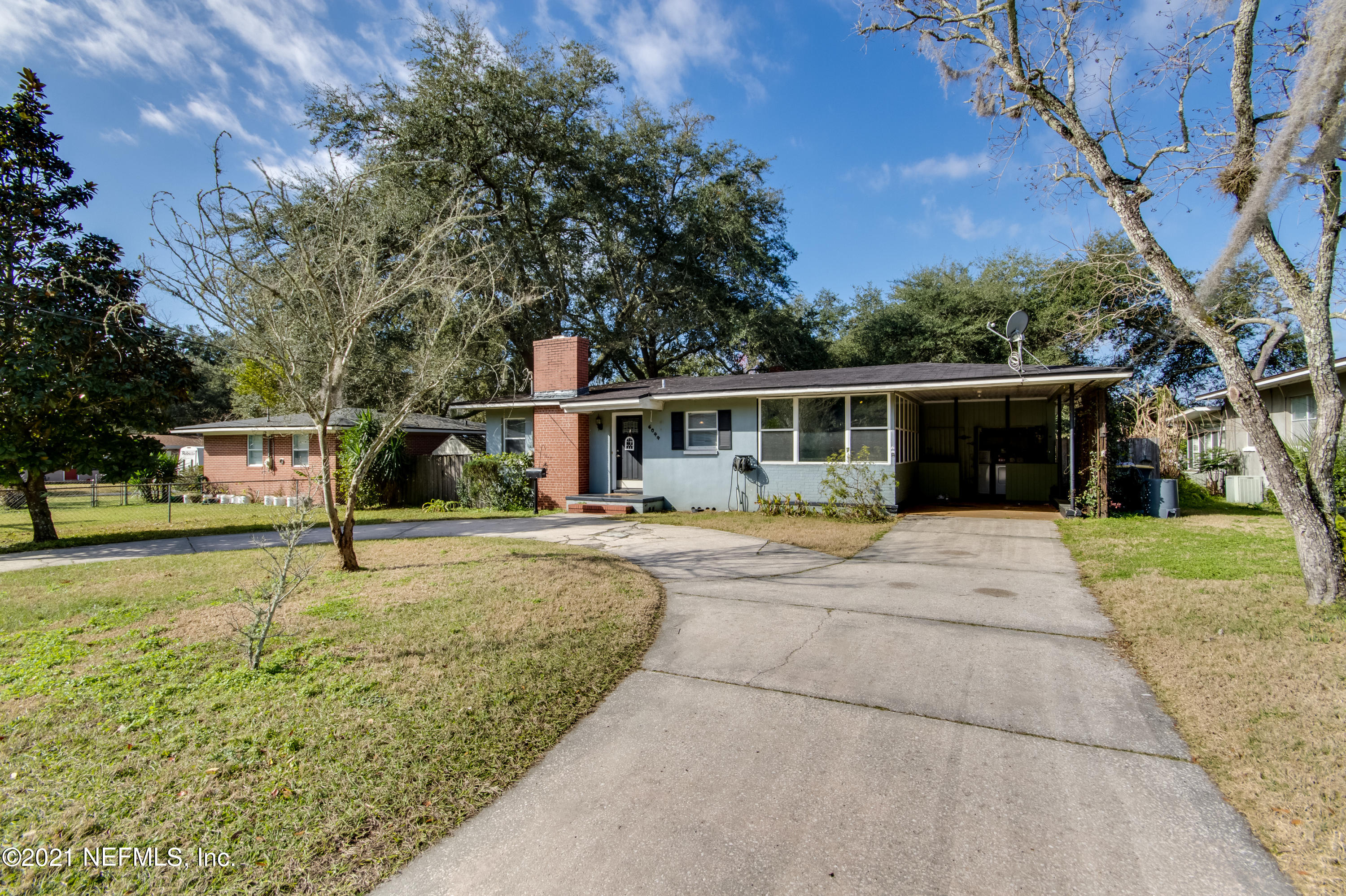 6044 Duke Road Jacksonville, FL 32217 - Photo 3 of 24 a view of house with yard
