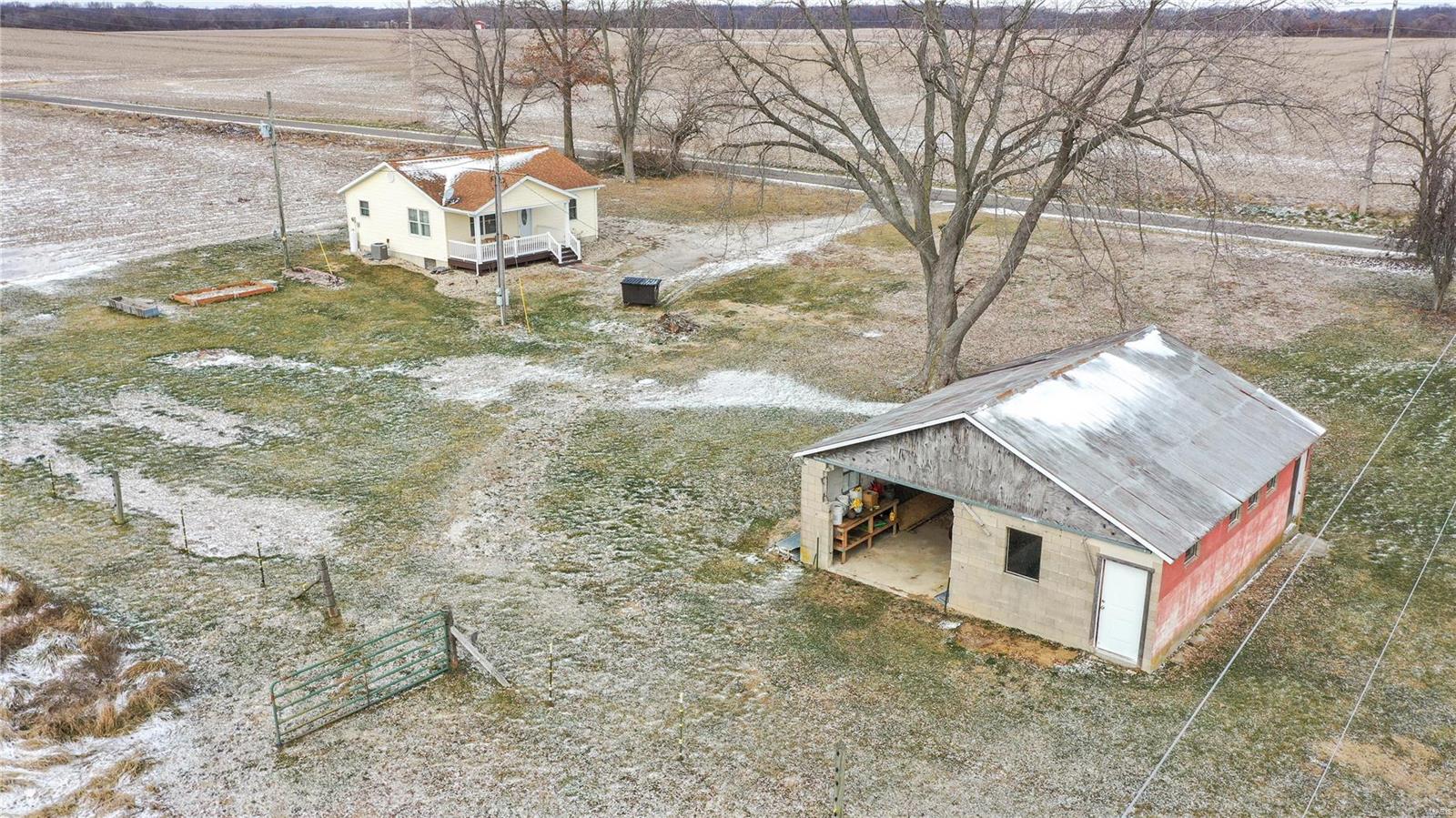 1654 Elevator Road Sorento, IL 62086 - Photo 41 of 41