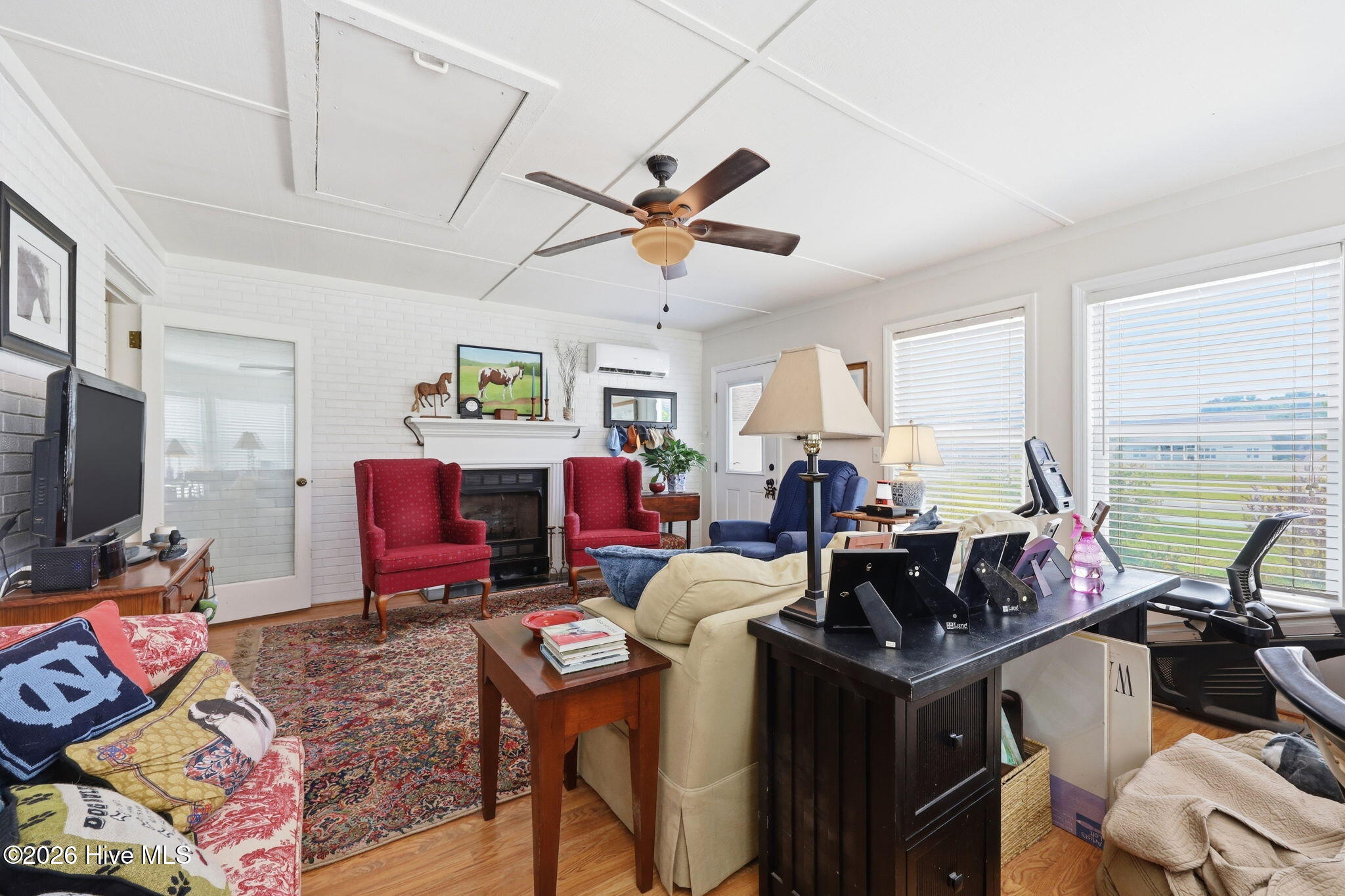 626 West Firetower Road Swansboro, NC 28584 - Photo 20 of 47 Fireplace