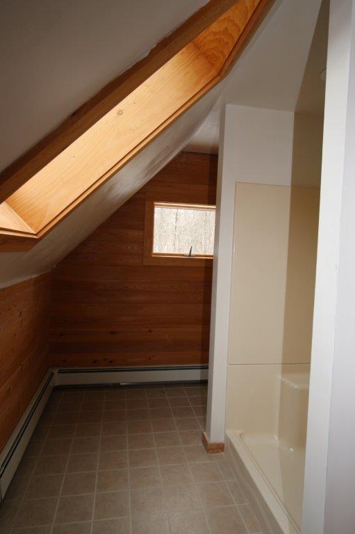 86 Maple Ridge Road Harrison, ME 04040 - Photo 20 of 30 2nd floor full bath with skylight