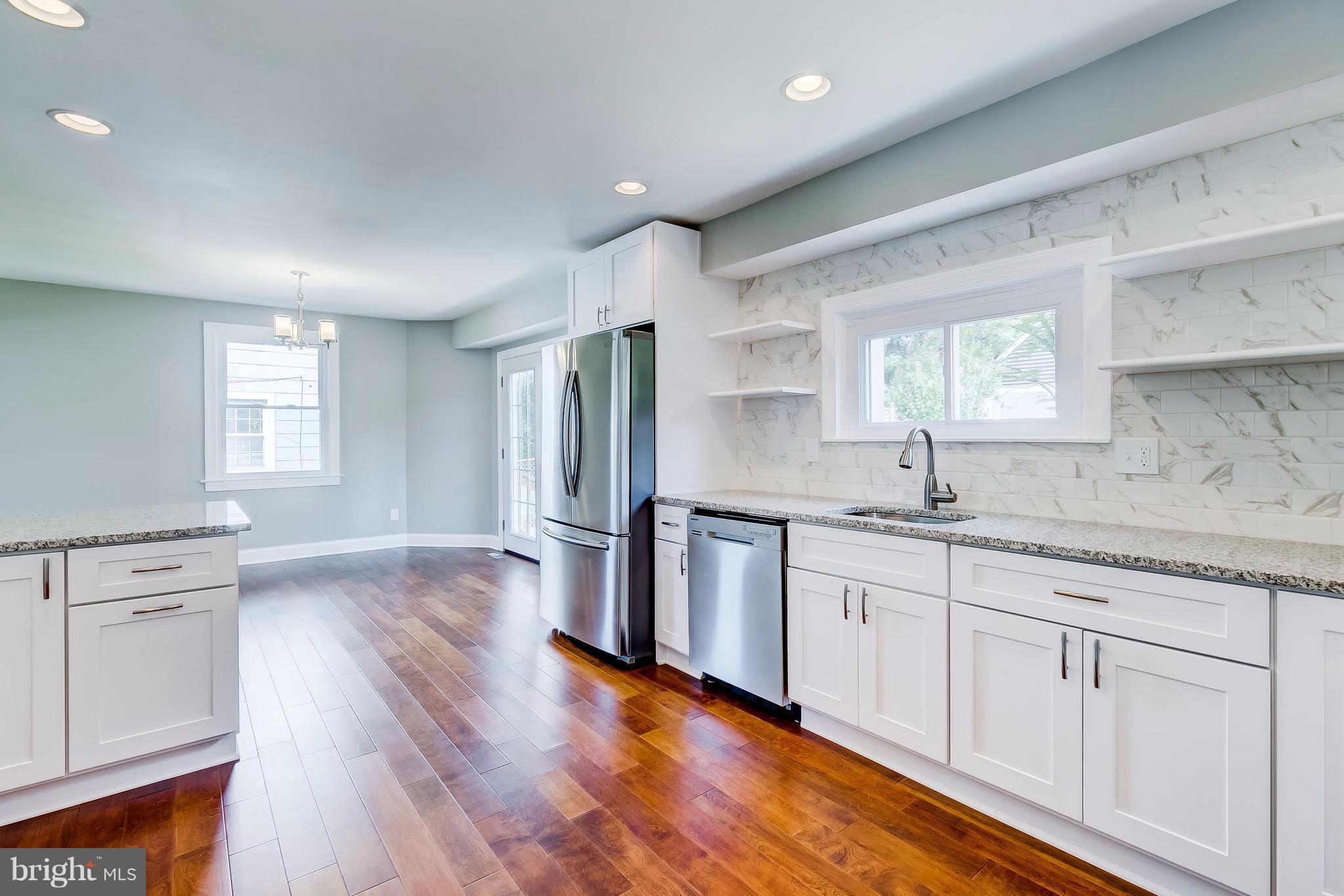 1230 Greystone Road Baltimore, MD 21227 - Photo 10 of 27 Kitchen