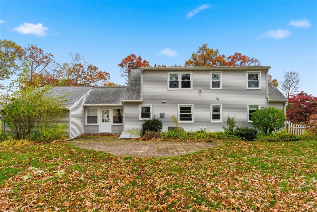 56 Hadley Street Springfield, MA 01118 - Photo 2 of 42