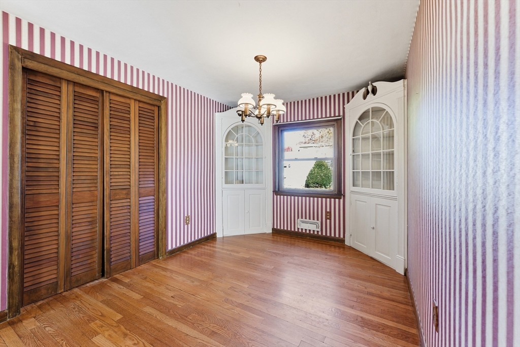 56 Hadley Street Springfield, MA 01118 - Photo 10 of 42