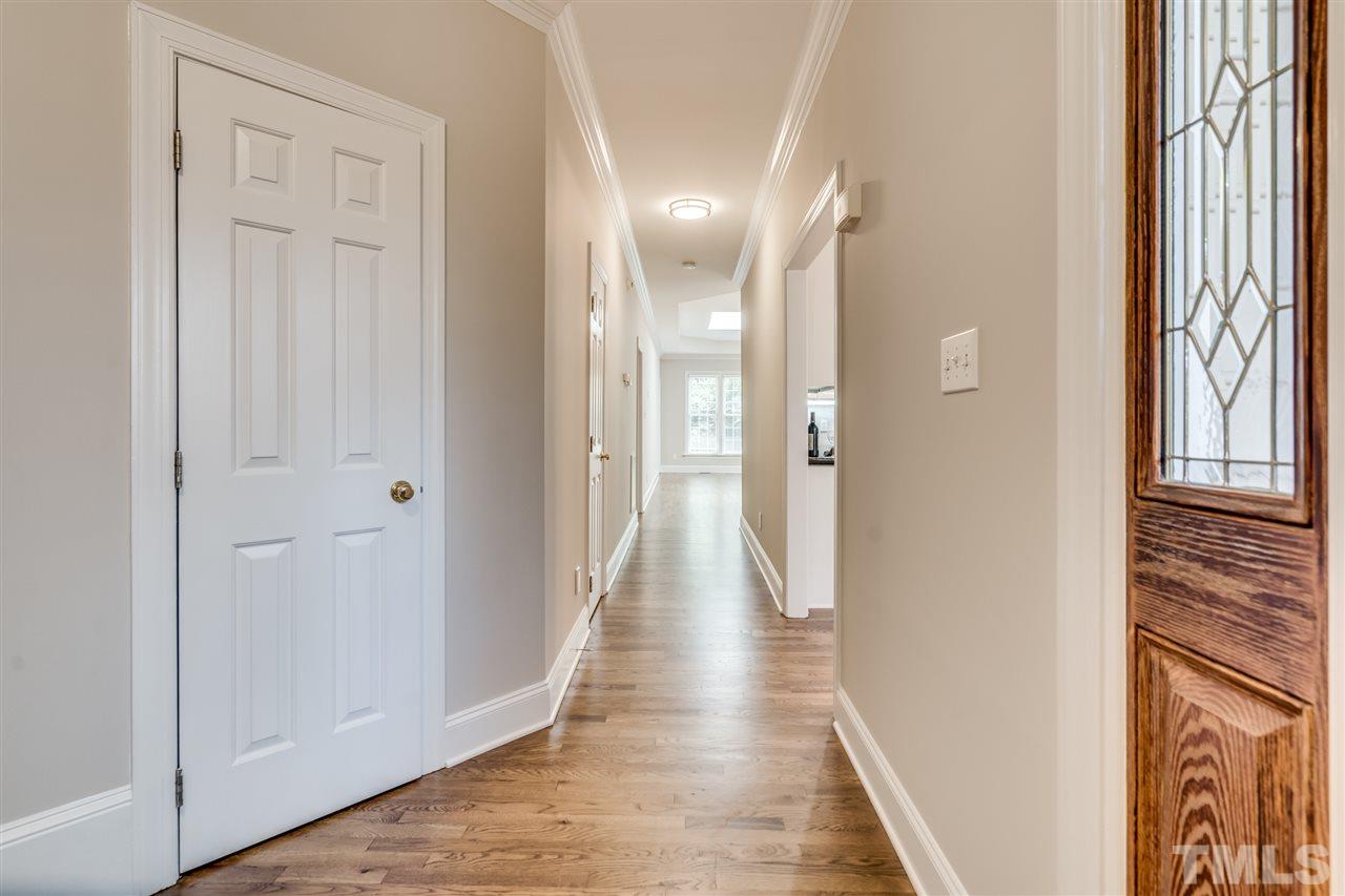 3407 Sir Colleton Court Raleigh, NC 27612 - Photo 5 of 30