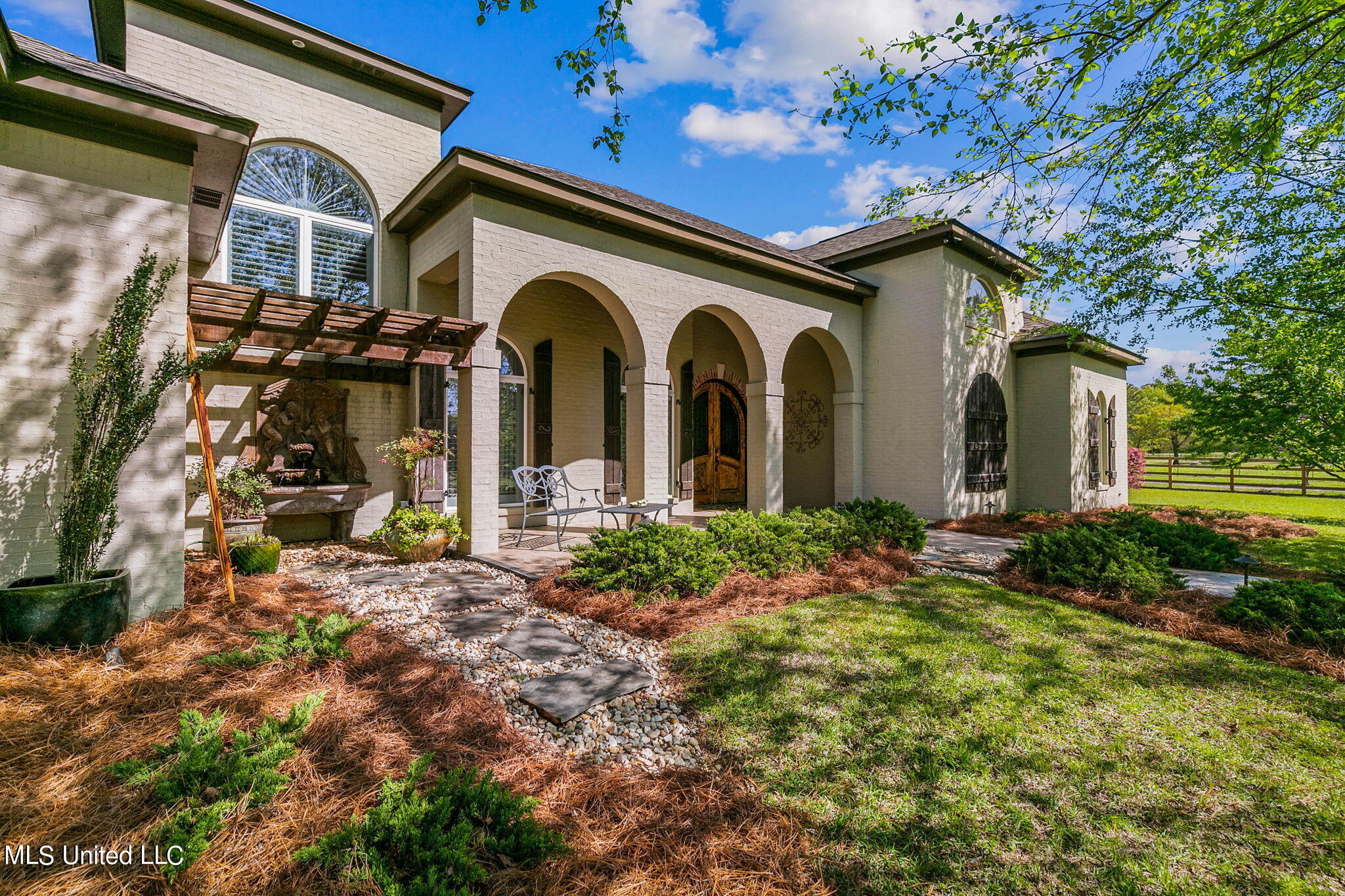 848 Old Agency Road Ridgeland, MS 39157 - Photo 14 of 107 Front of house 3