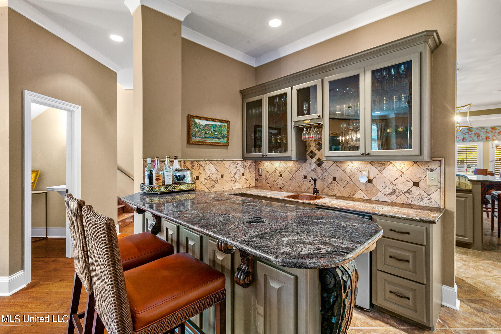 848 Old Agency Road Ridgeland, MS 39157 - Photo 19 of 107 Wet bar 1