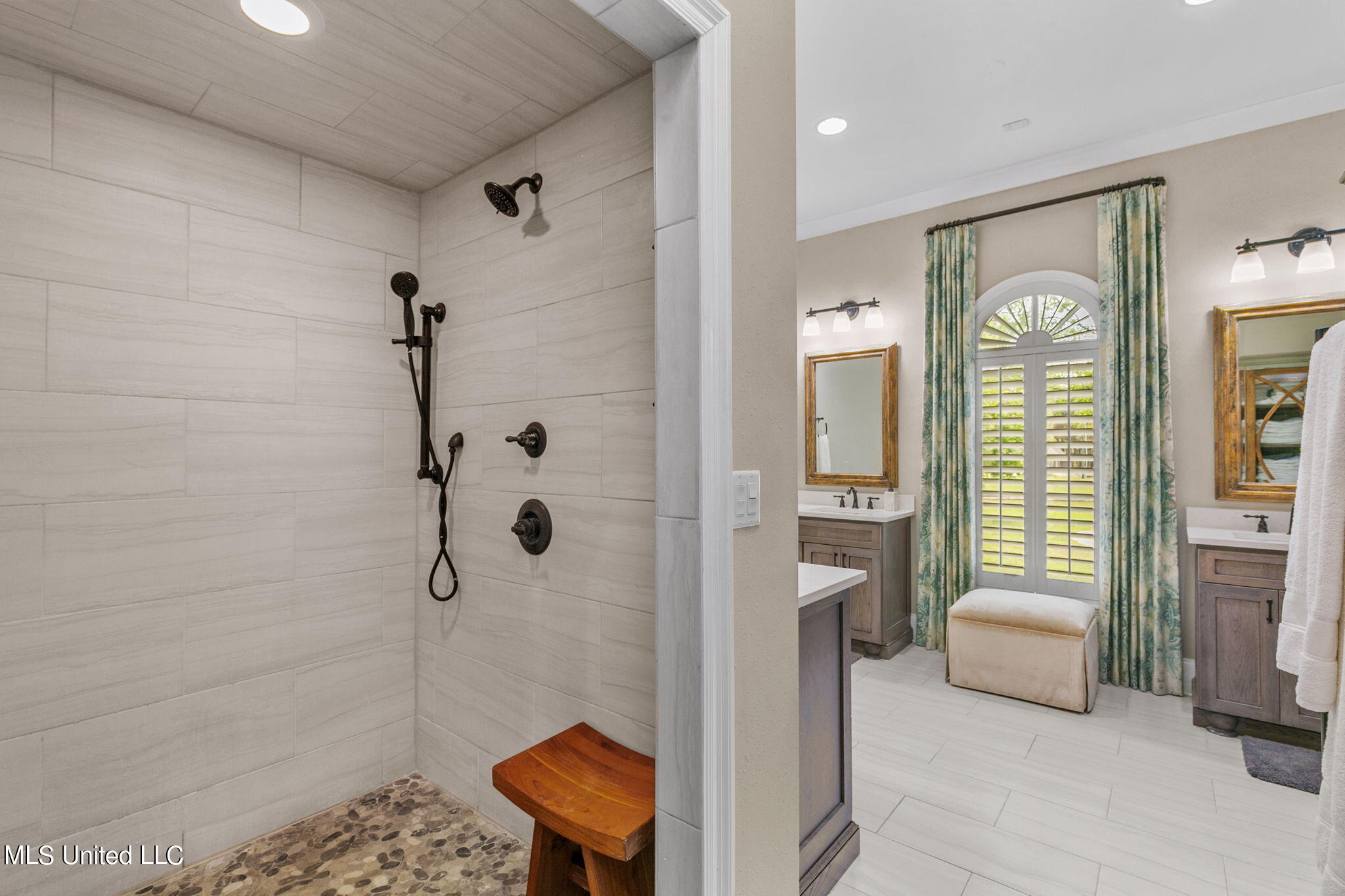 848 Old Agency Road Ridgeland, MS 39157 - Photo 46 of 107 Master bath 3