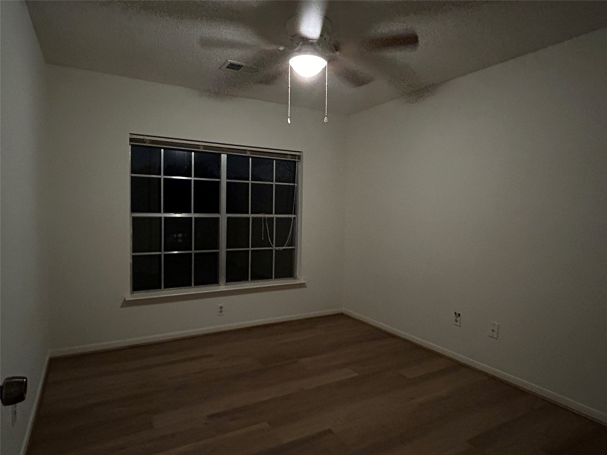 3106 Rimrock Drive Missouri City, TX 77459 - Photo 16 of 23 2nd Bedroom with new painting and leminate flooring
