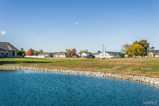 $57,000 | 55 Jason's Pointe, Highland, IL 62249